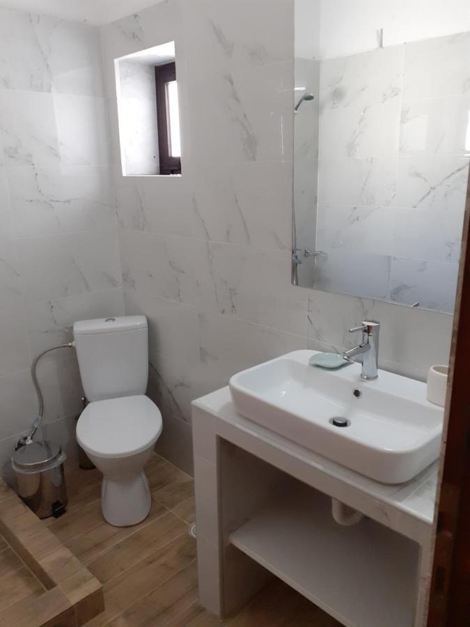 Villa Virozi Sarti Exteriör bild