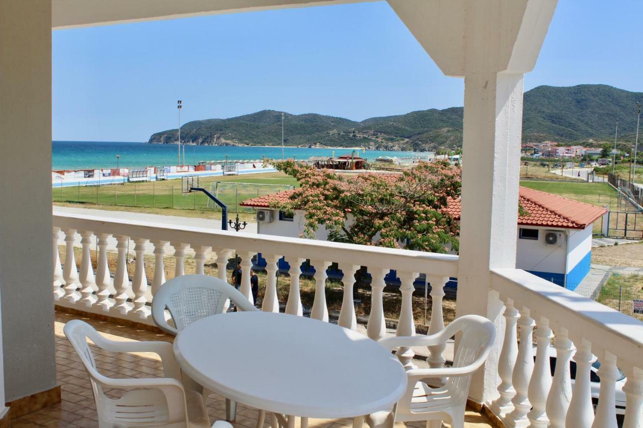 Villa Virozi Sarti Exteriör bild