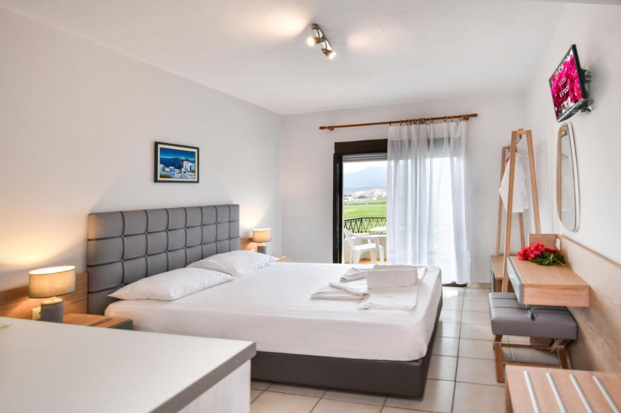 Villa Virozi Sarti Exteriör bild